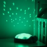 Abajur Tartaruga de Pelúcia – Luminária Infantil c/ Projetor - Imagem 3